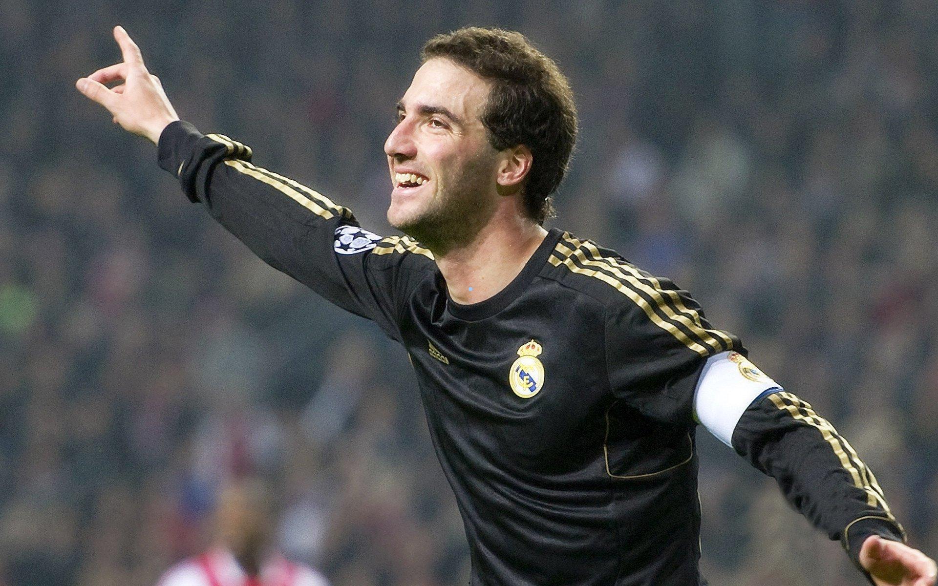 奥利塞锻造德甲奇迹，24次助攻背后的天赋密码与无声汗水