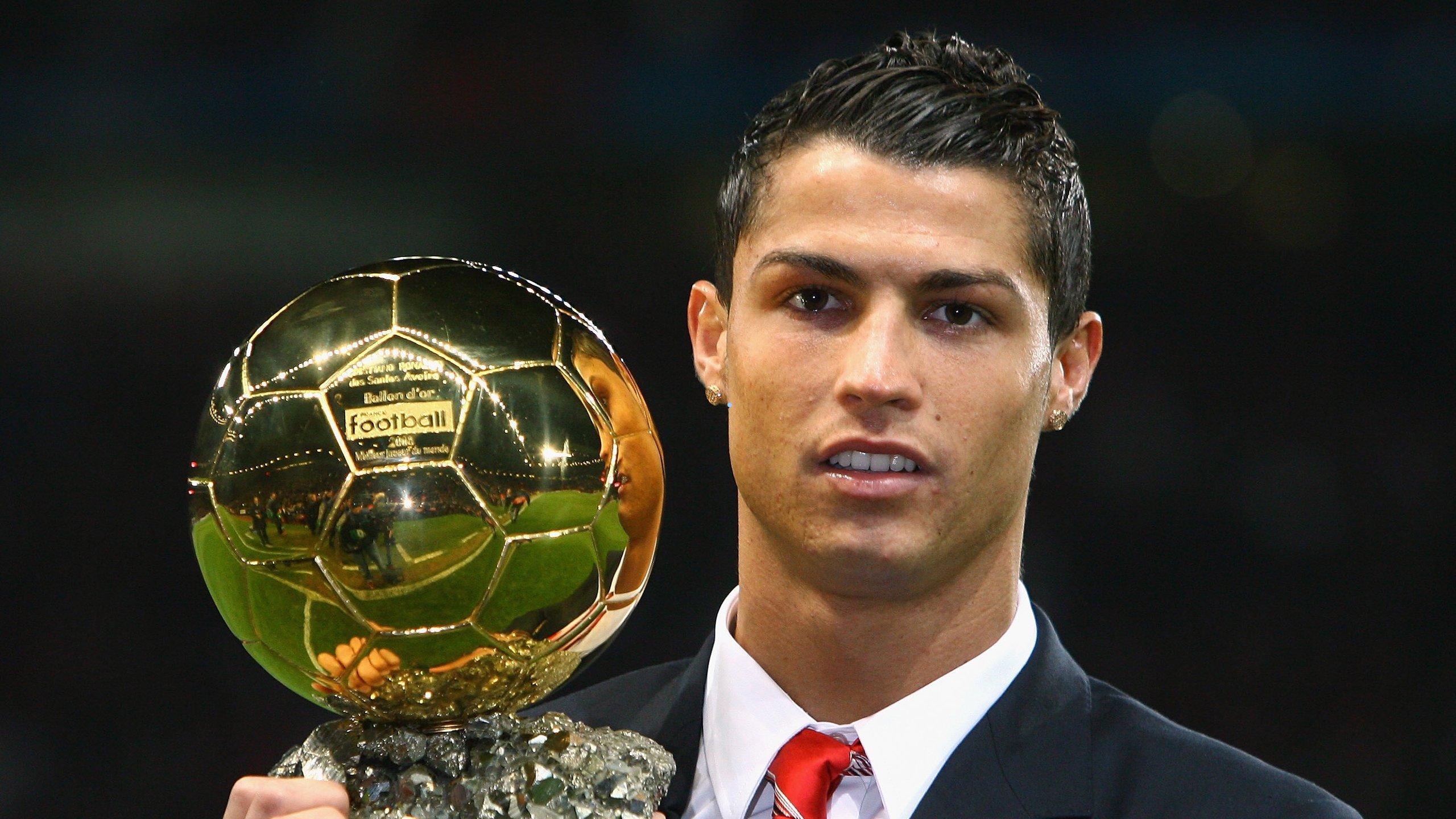 别了，越秀山之王！扎哈维泪别绿茵，那脚天外飞仙已成绝唱